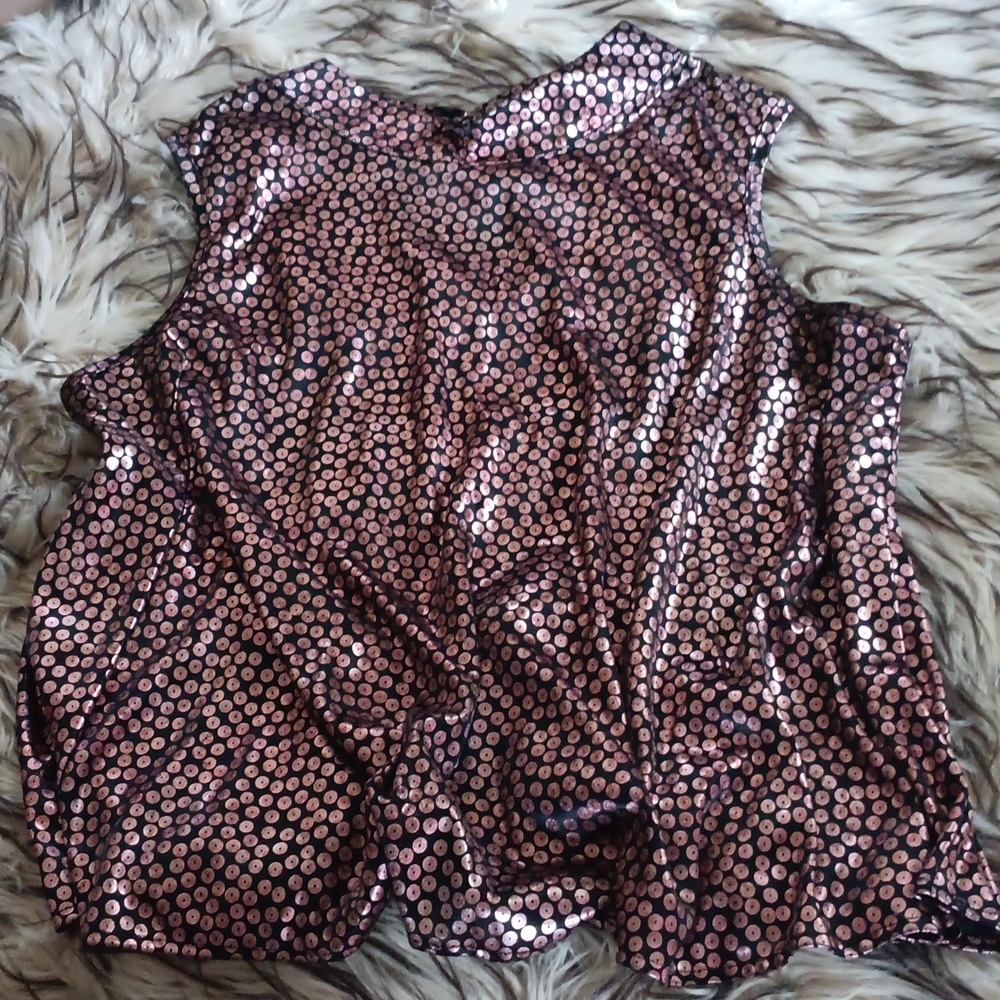 DIANE MARCO metalic fabric swing top